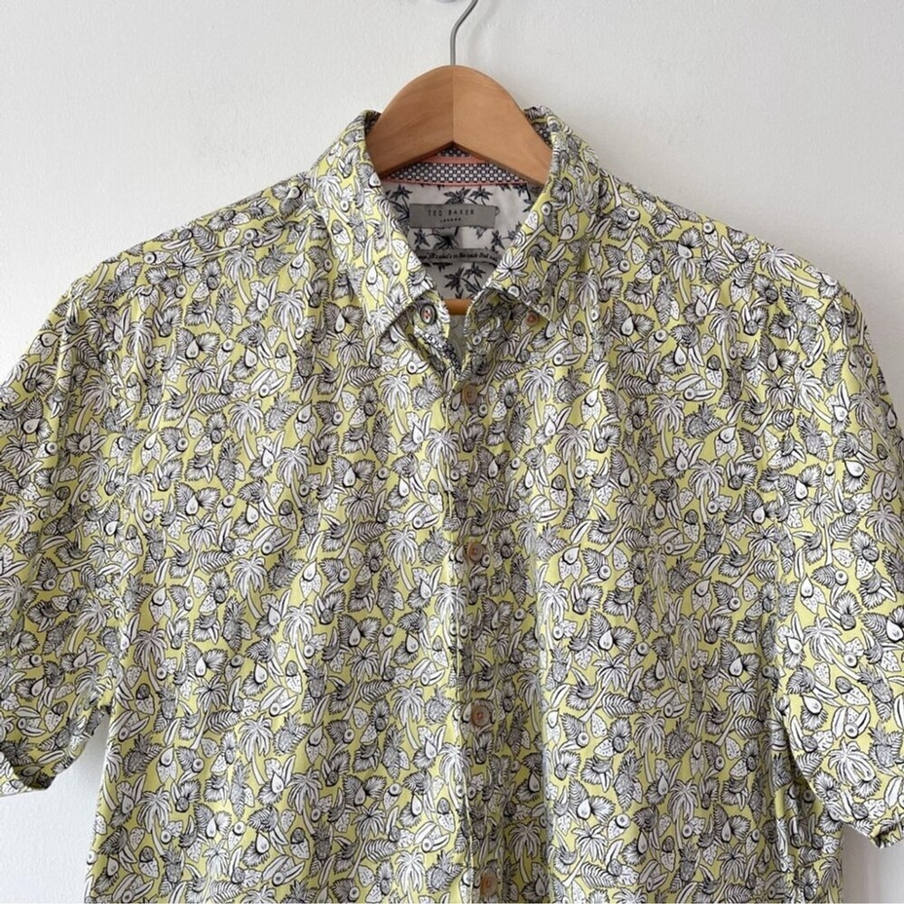 Ted Baker Short Sleeve Button Down Casual Dress shirt Tropical yellow white blk - Picture 3 of 10
